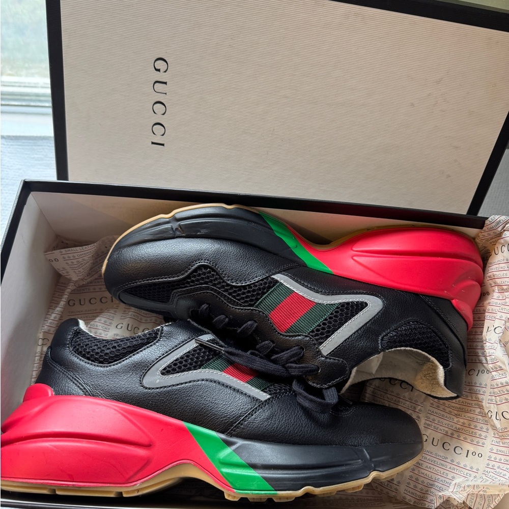 Gucci Rhythm 'Black Red Green
Reflective' size 8.5 fit like 9 EU 41-42